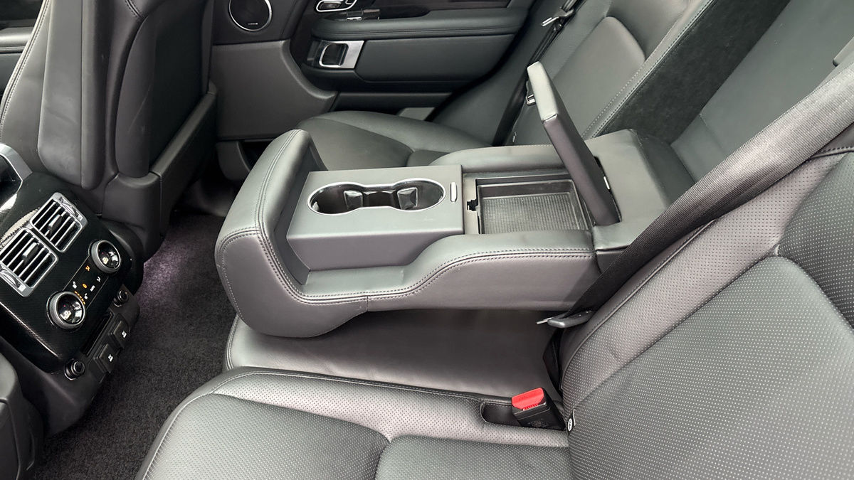 Land Rover Range Rover Image 9
