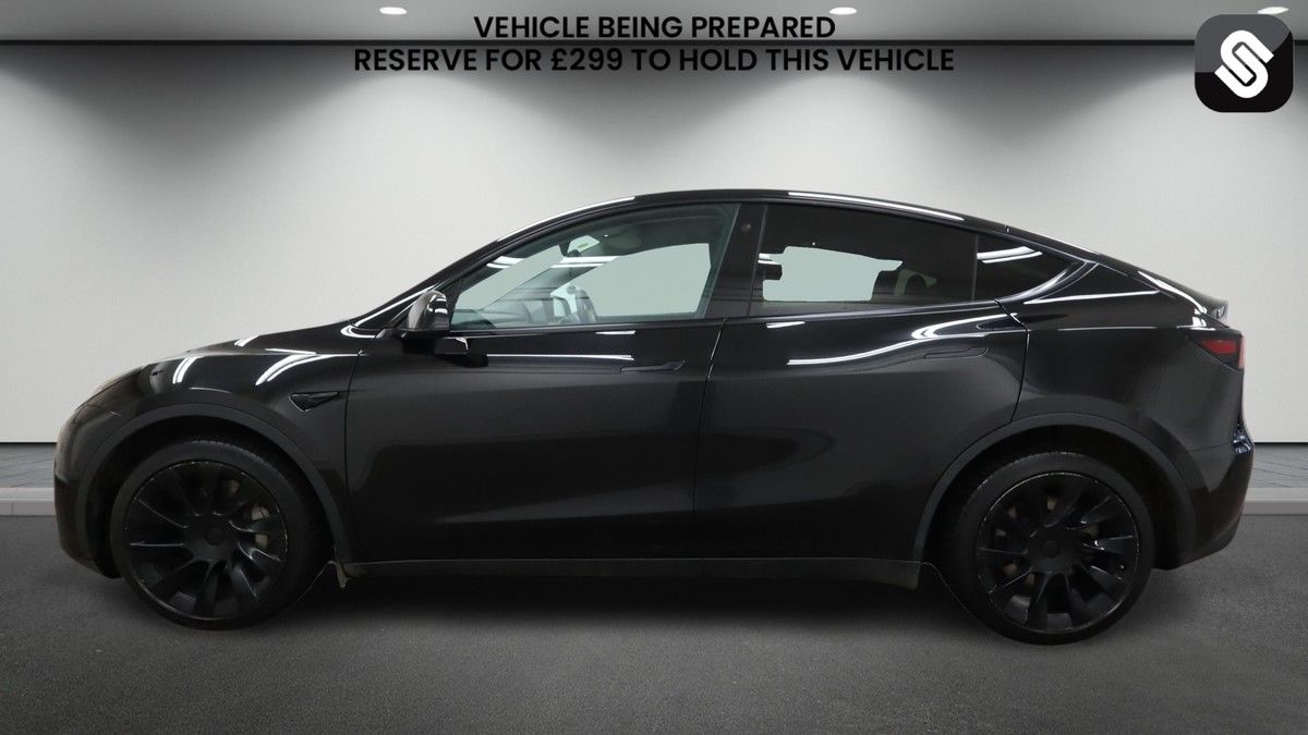 Tesla Model Y Image 6