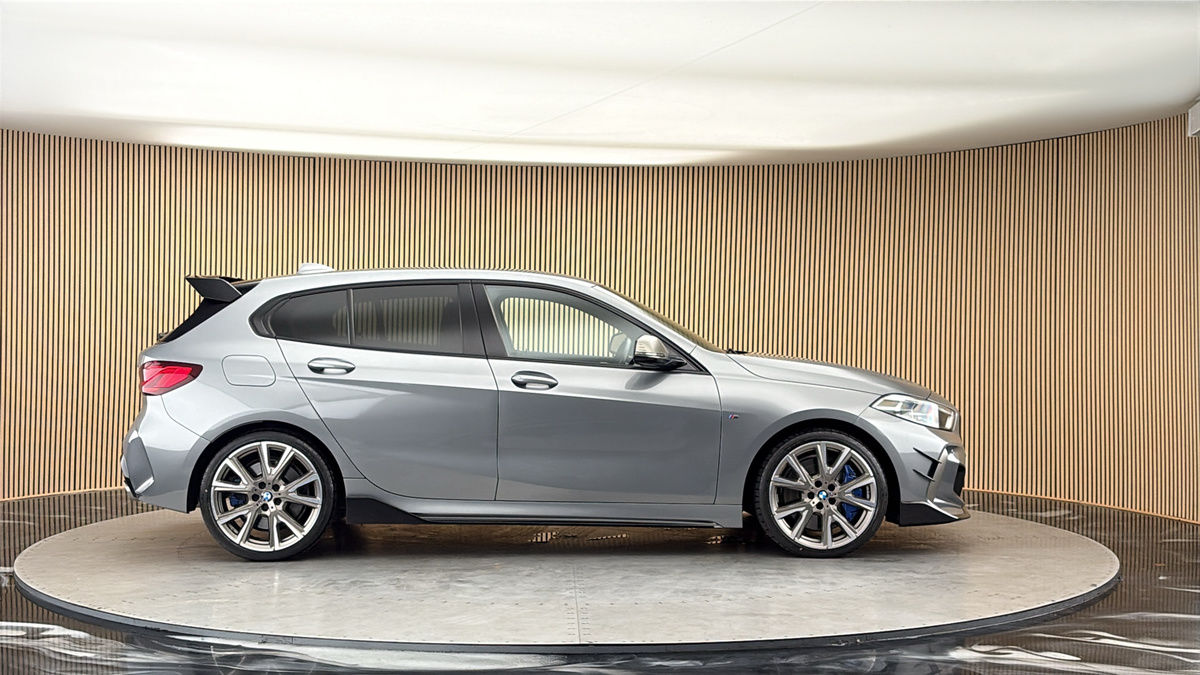 BMW 1 Series Image 16