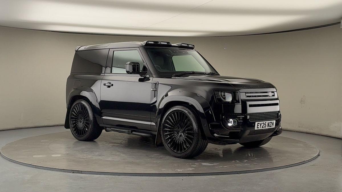 More views of Land Rover Defender 90