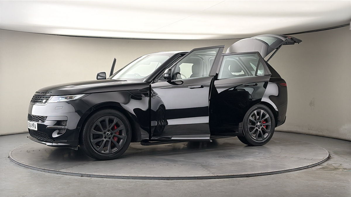 More views of Land Rover Range Rover Sport