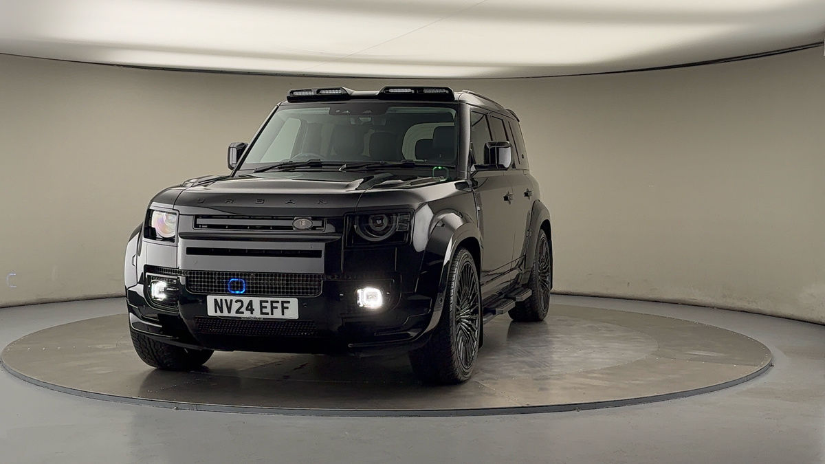 More views of Land Rover Defender 110