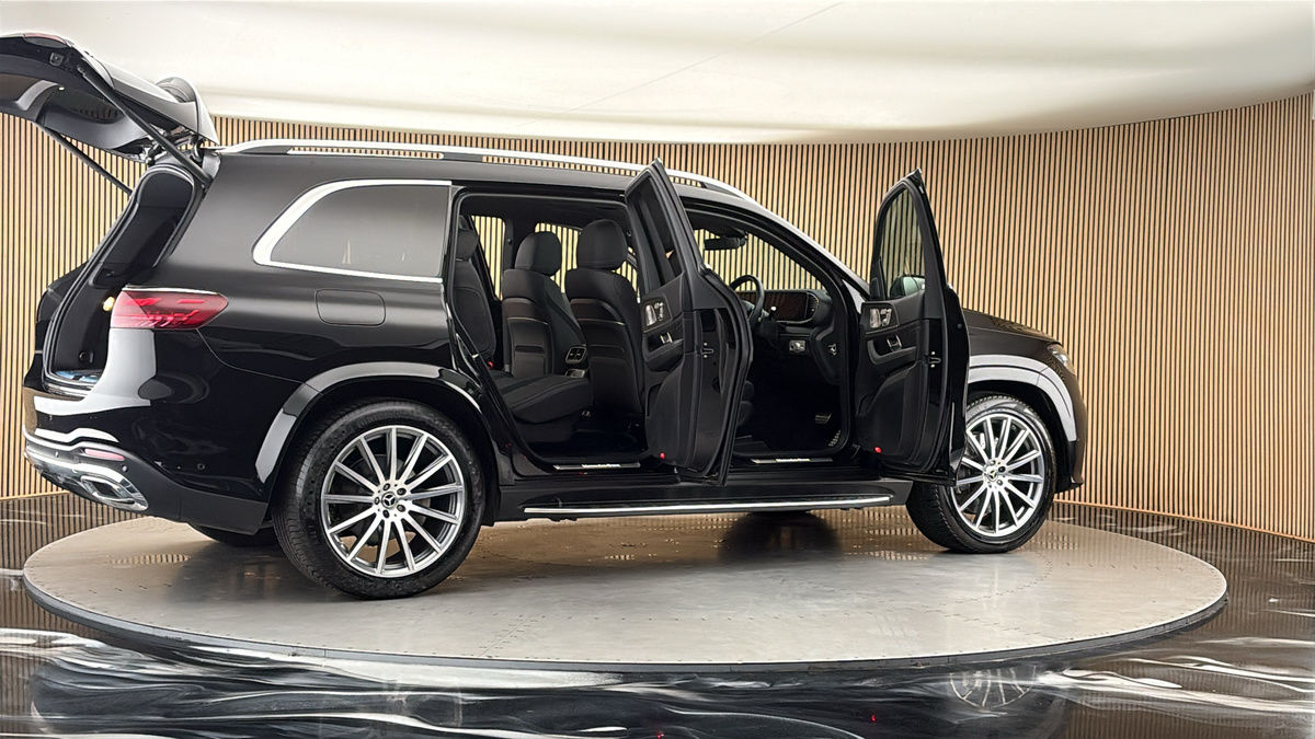 More views of Mercedes-Benz GLS