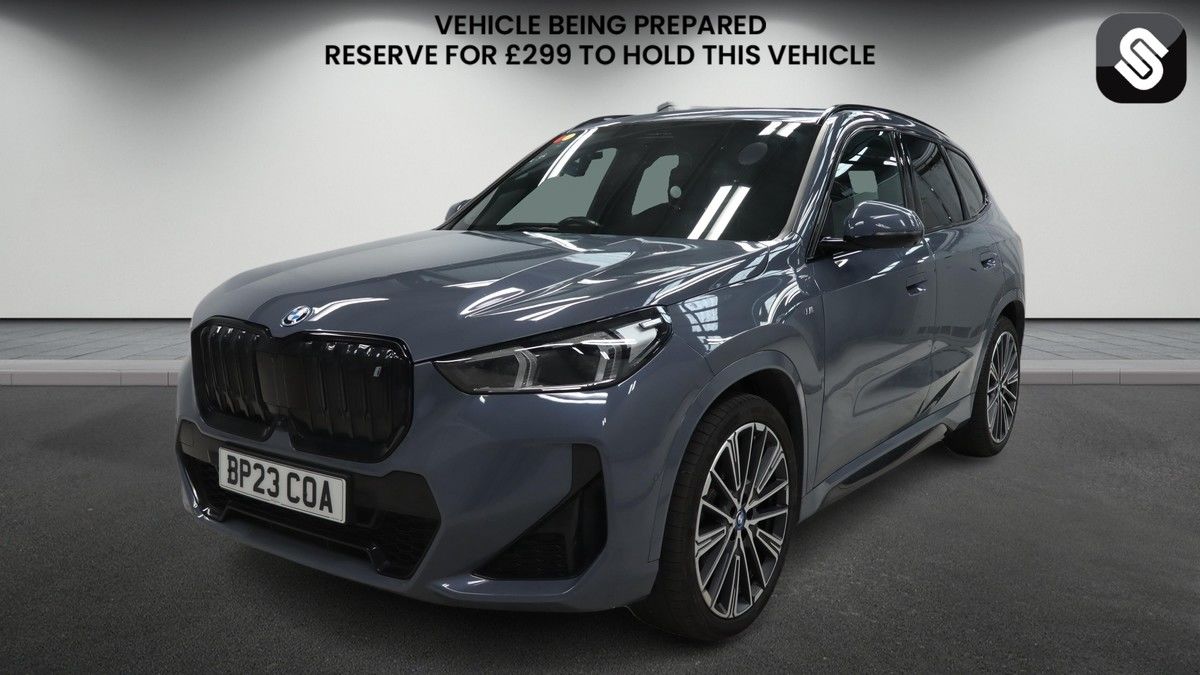 BMW iX1 Image 2