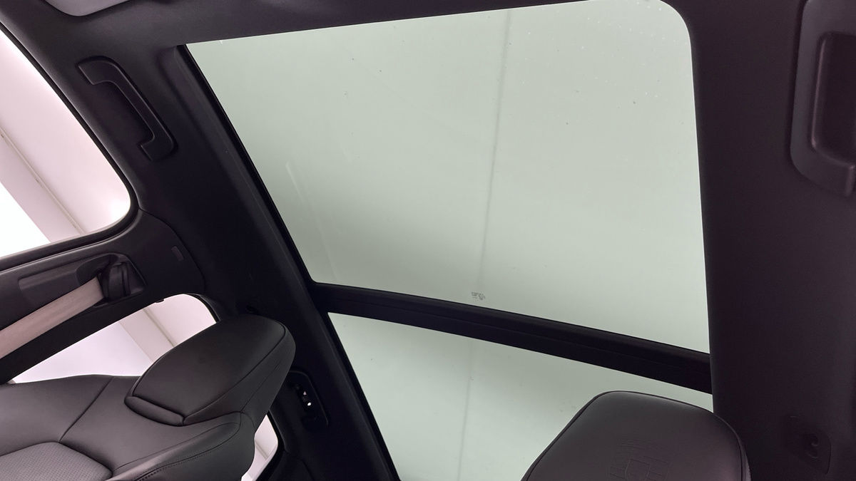 Porsche Cayenne Image 6