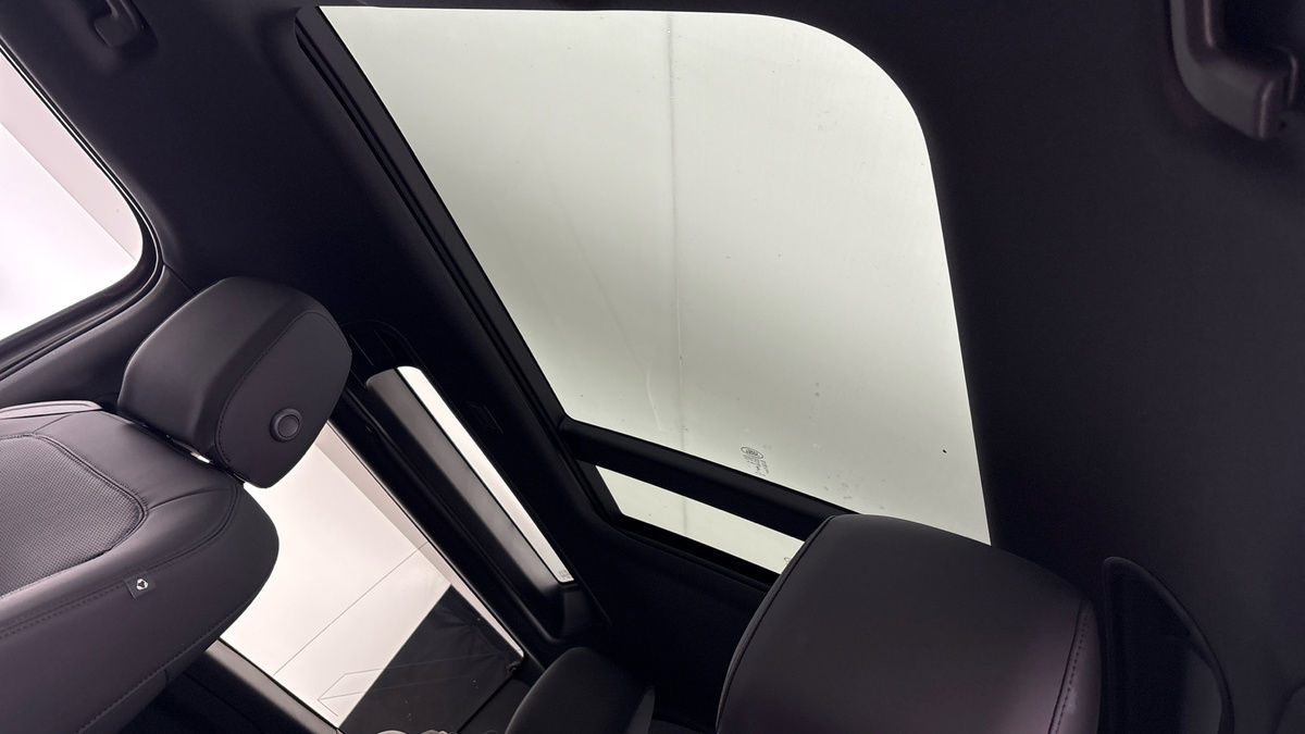 Land Rover Defender 90 Urban Image 6
