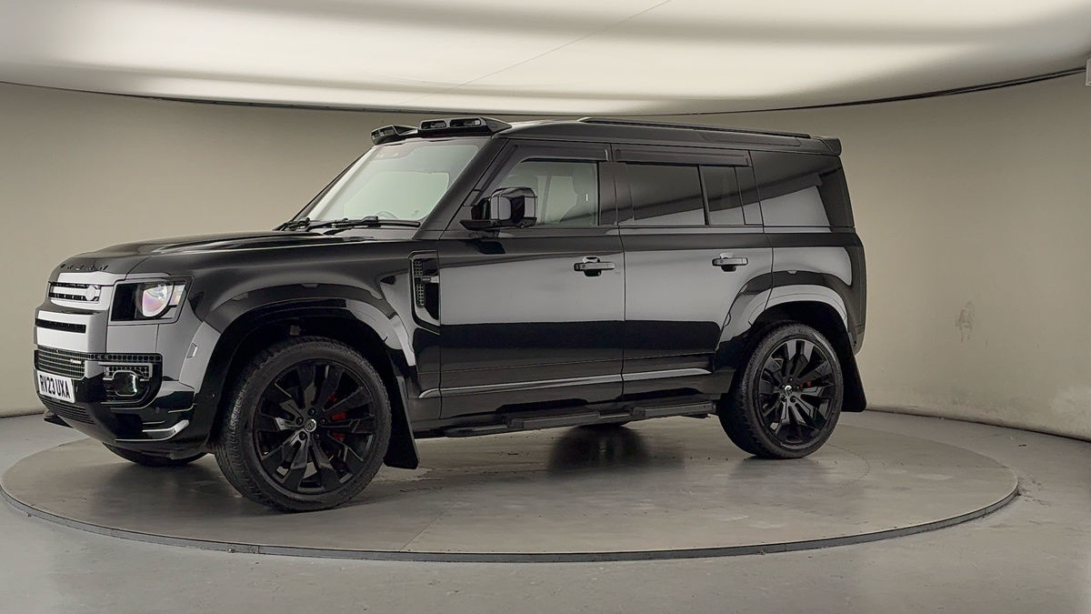 More views of Land Rover Defender 110