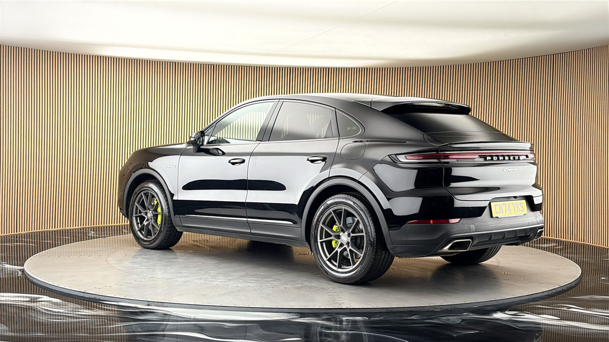 More views of Porsche Cayenne