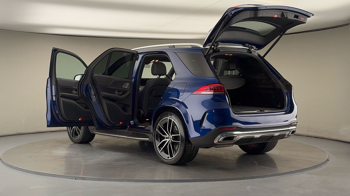 More views of Mercedes-Benz GLE