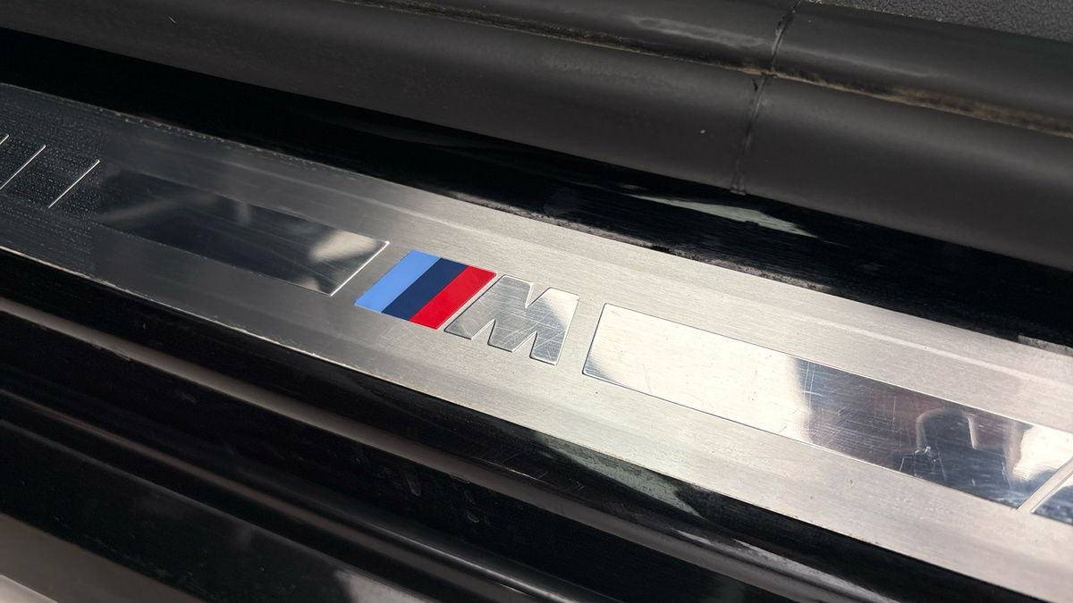 BMW iX1 Image 6