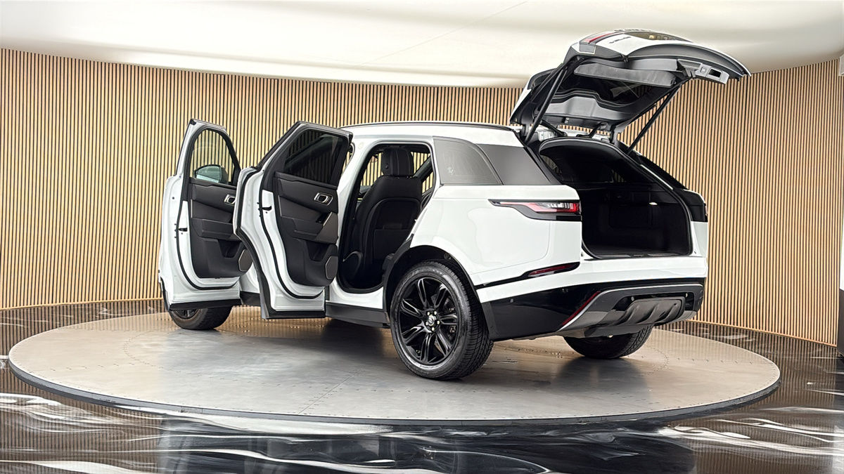 More views of Land Rover Range Rover Velar