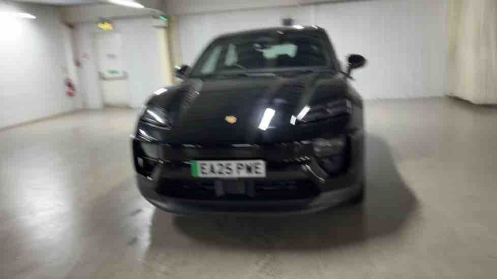 More views of Porsche Macan