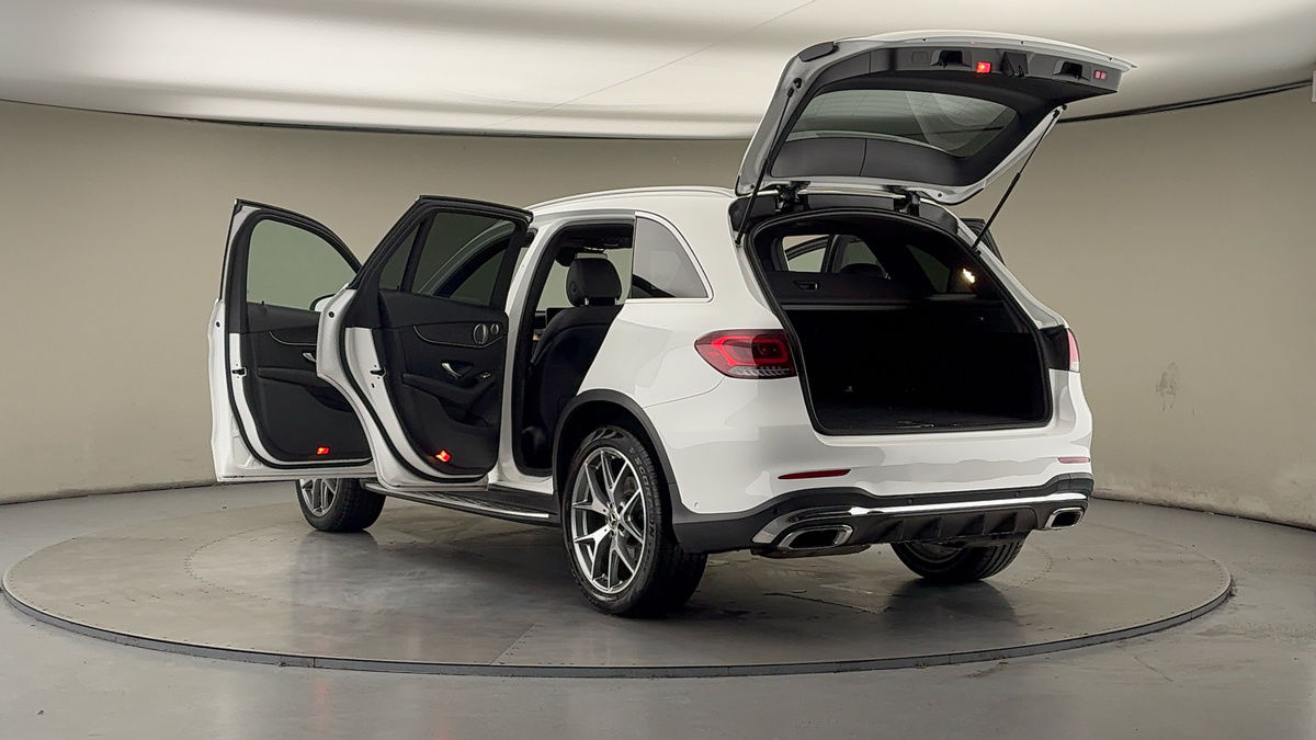 Mercedes-Benz GLC Image 23