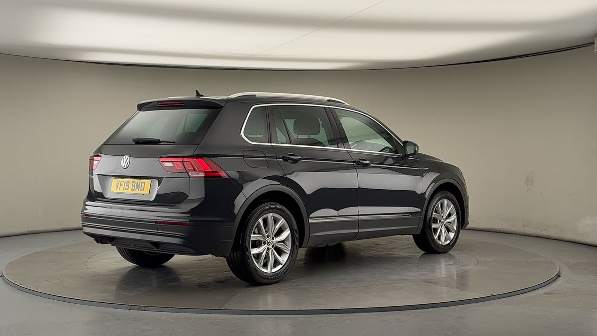Volkswagen Tiguan Image 21