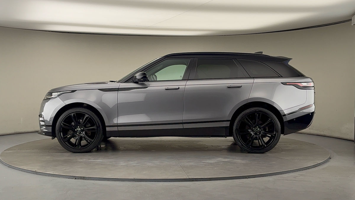 Land Rover Range Rover Velar Image 15