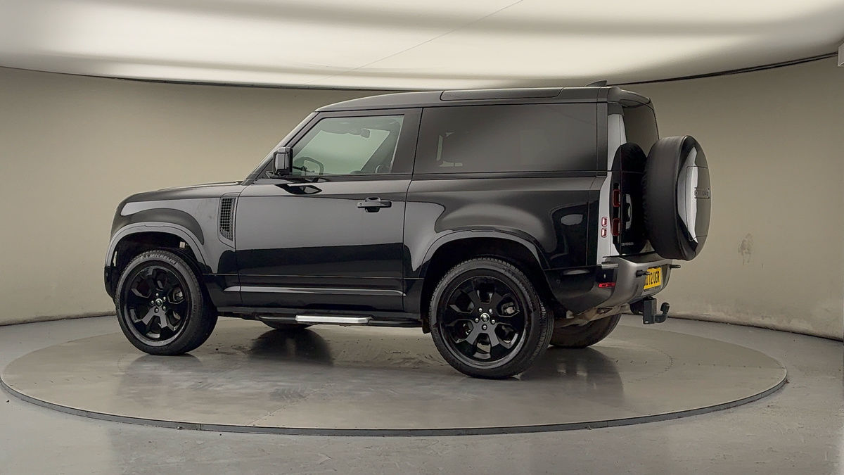 More views of Land Rover Defender 90