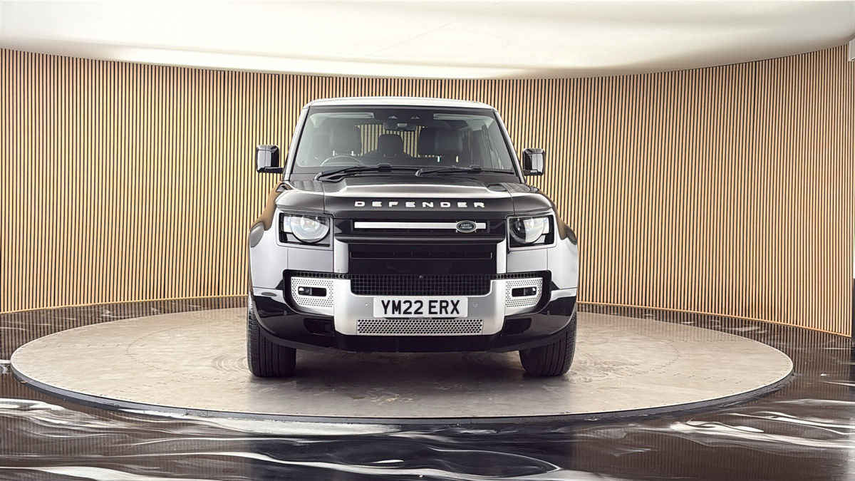 More views of Land Rover Defender 90