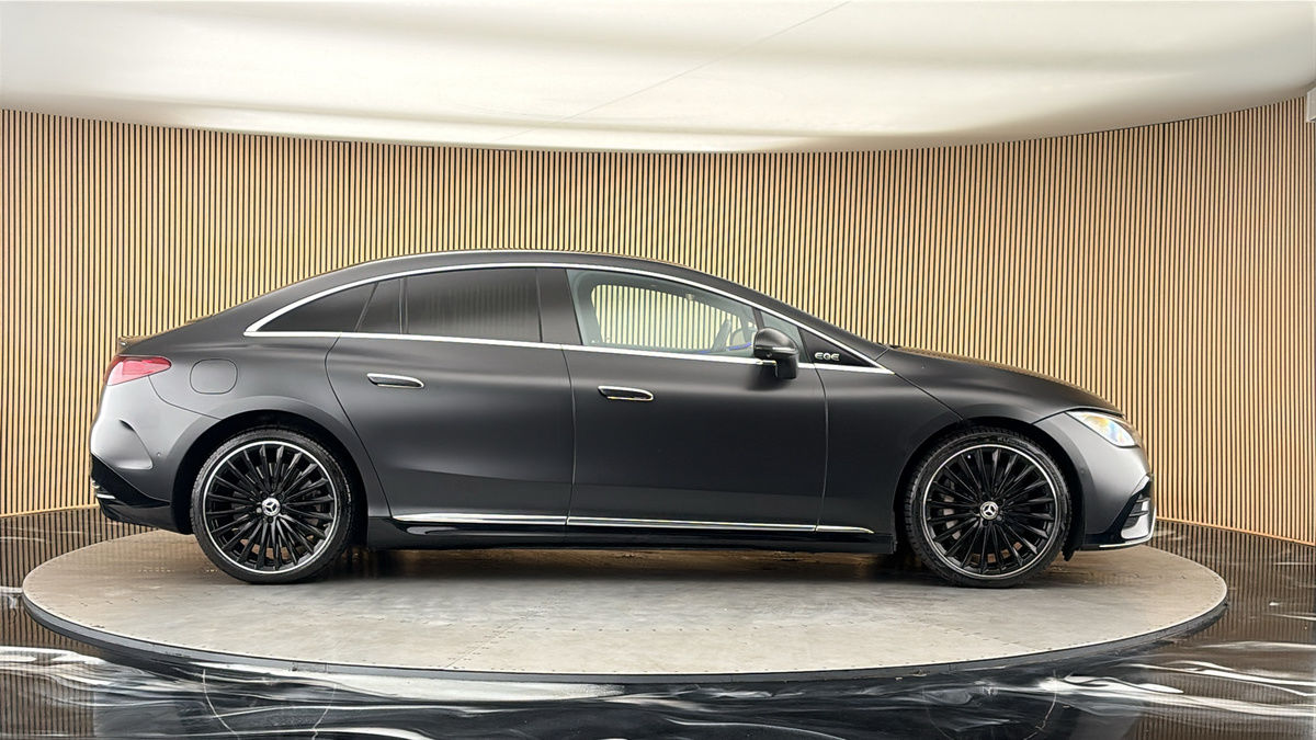 Mercedes-Benz EQE Image 16
