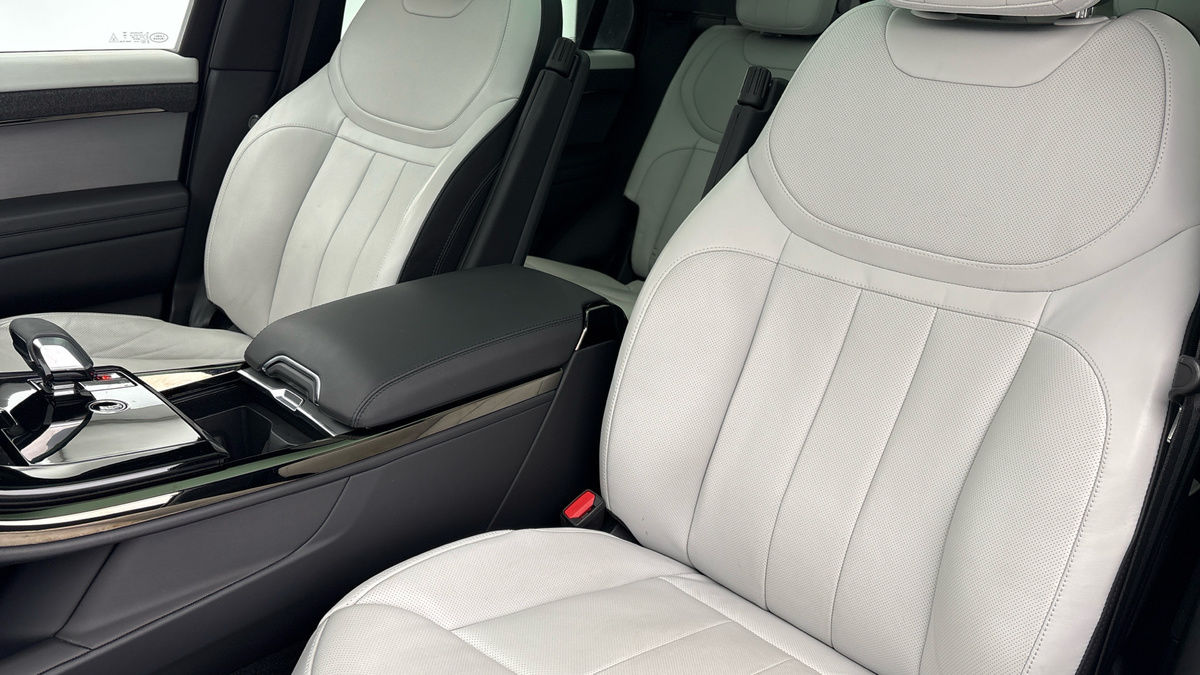 Land Rover Range Rover Sport Image 7