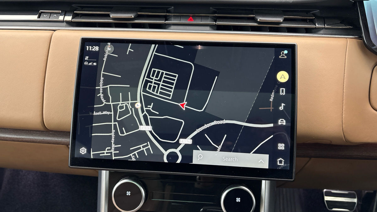 Land Rover Range Rover Image 17