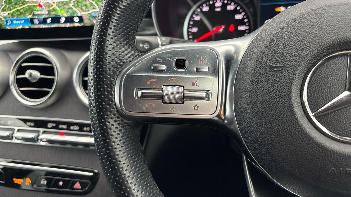 Mercedes-Benz GLC Image 13