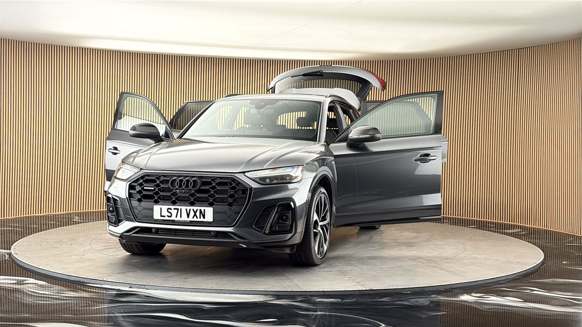 More views of Audi Q5