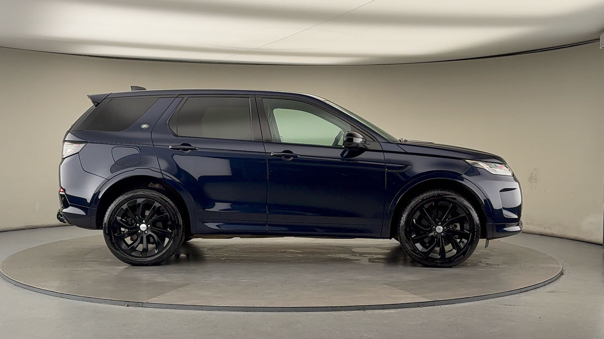 Land Rover Discovery Sport Image 16