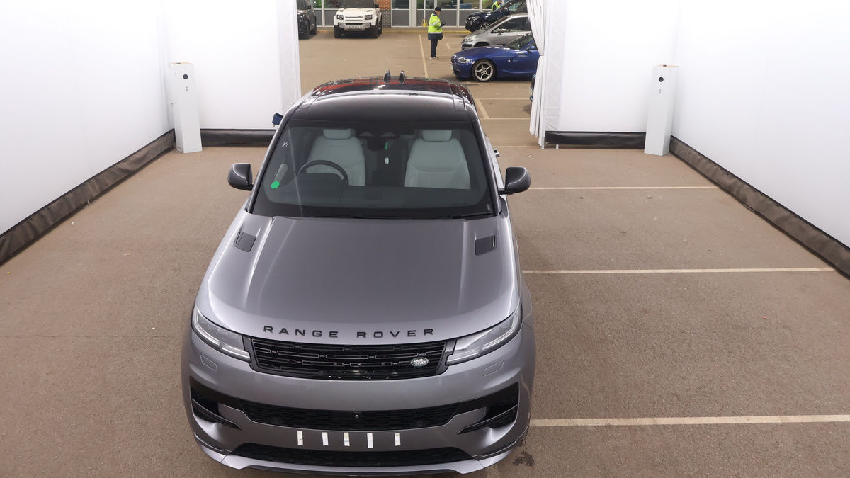 Land Rover Range Rover Sport Image 7