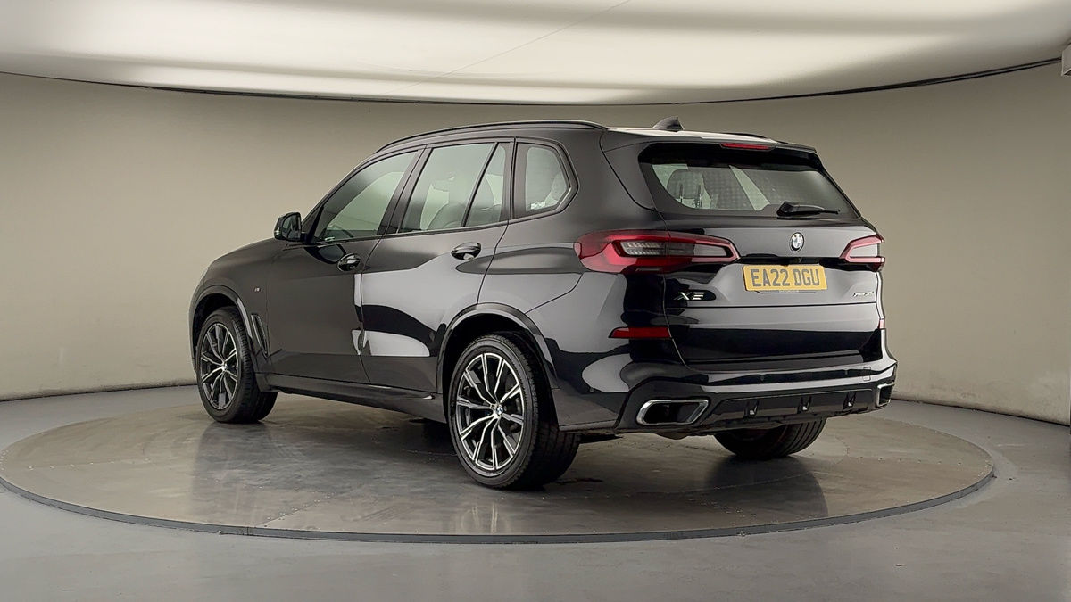 BMW X5 Image 2