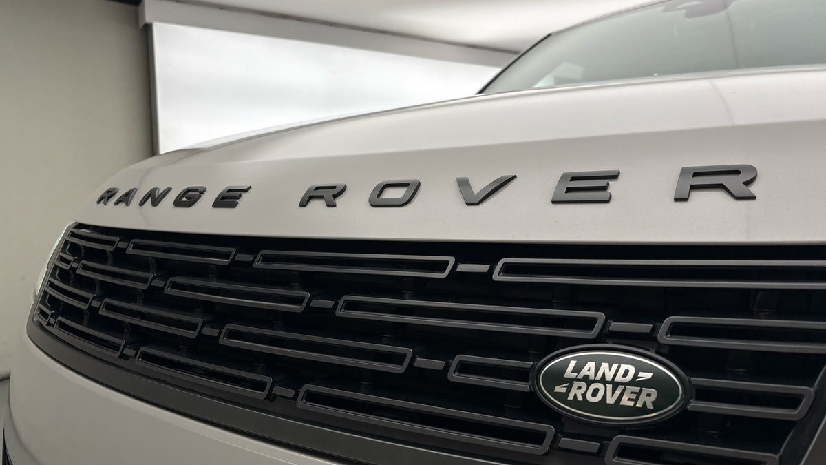 Land Rover Range Rover Sport Image 24