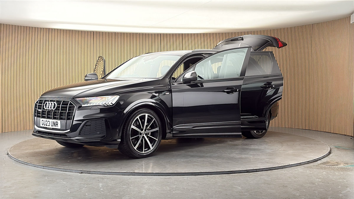 Audi Q7 Image 22