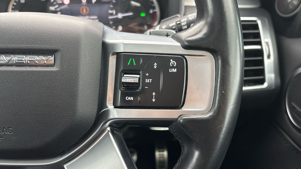 Land Rover Discovery Image 14