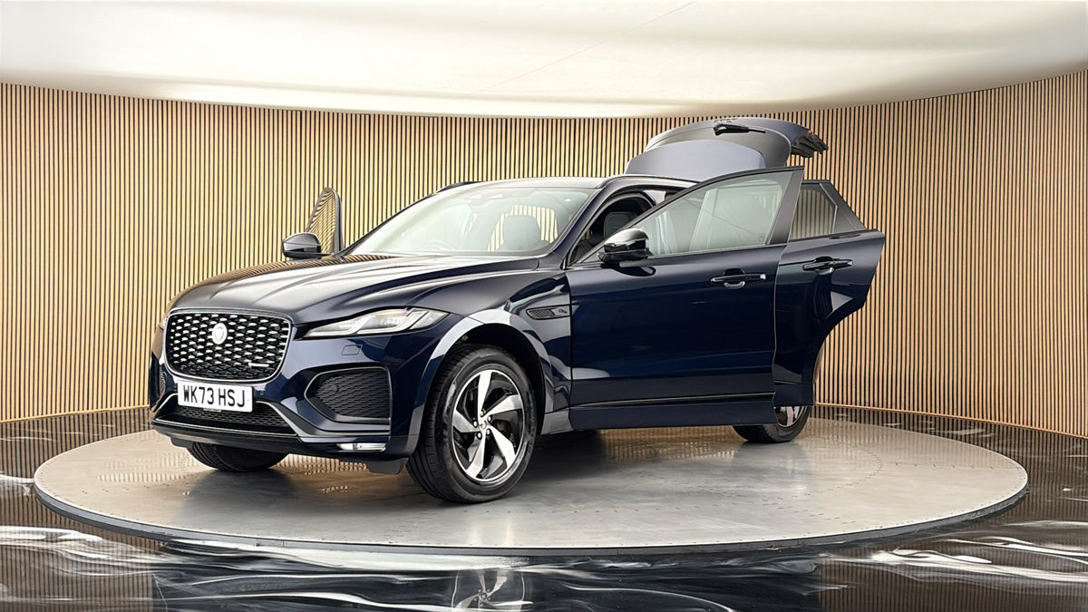 More views of Jaguar F-PACE