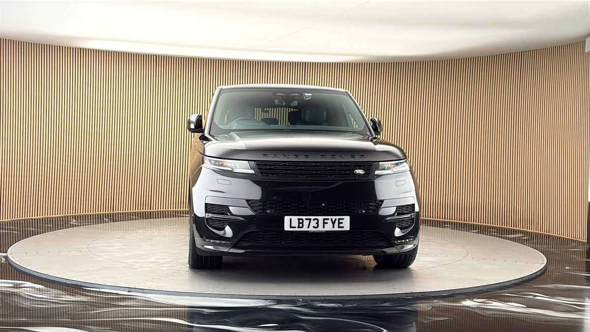 More views of Land Rover Range Rover Sport