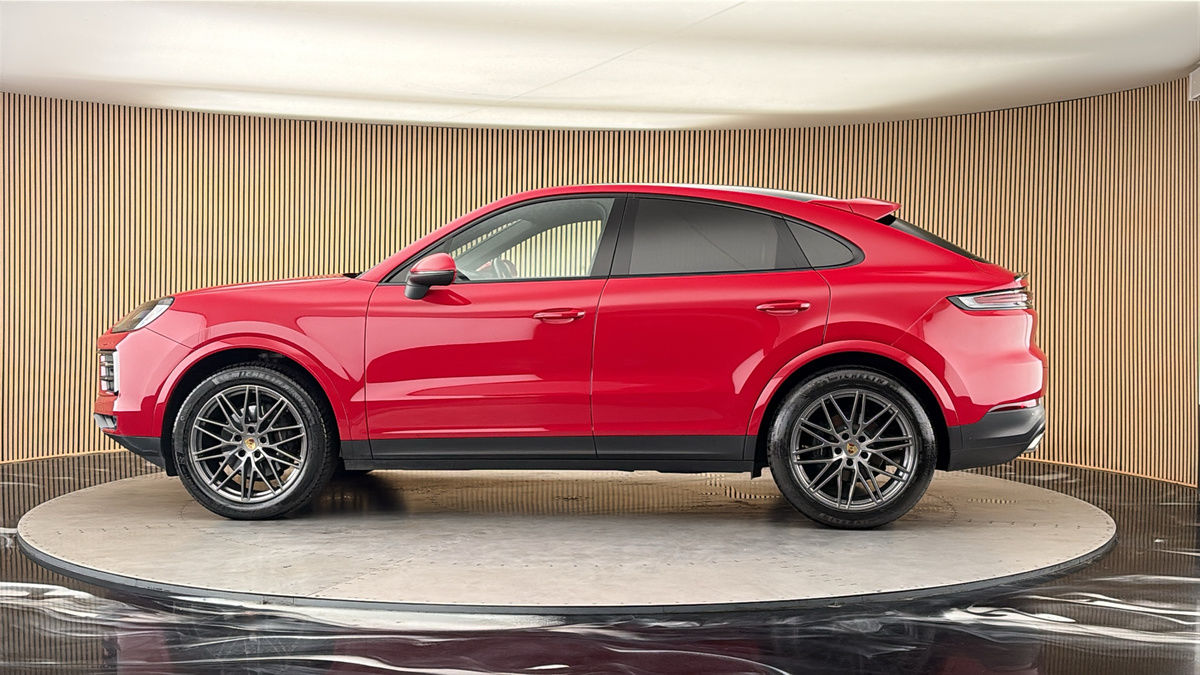 More views of Porsche Cayenne