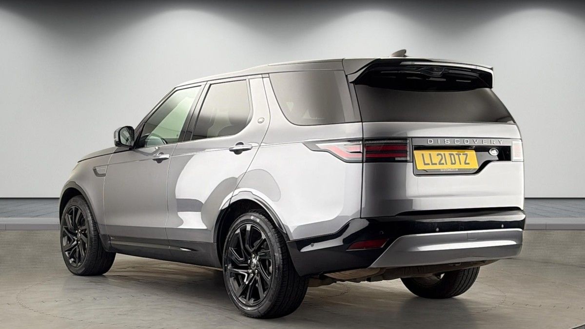 Land Rover Discovery Image 2