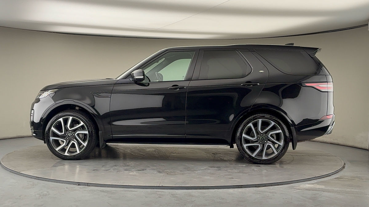 More views of Land Rover Discovery