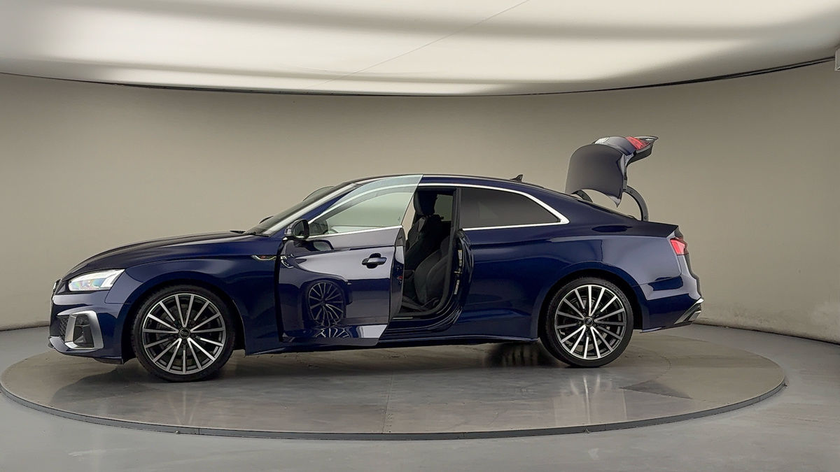 More views of Audi A5