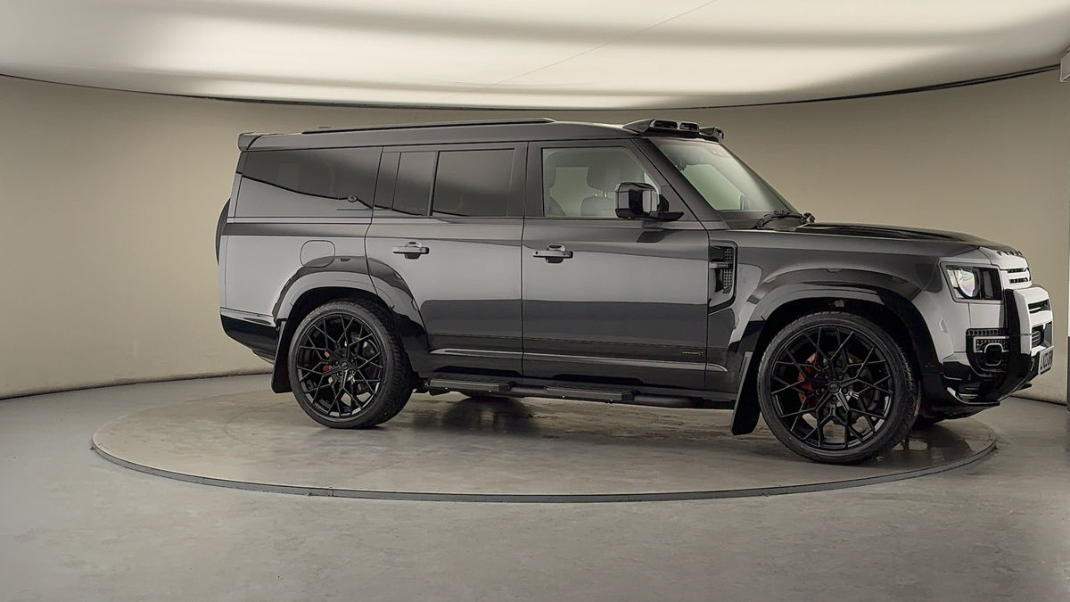 More views of Land Rover Defender 130