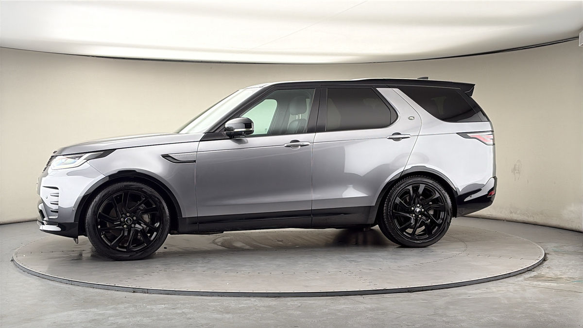 More views of Land Rover Discovery