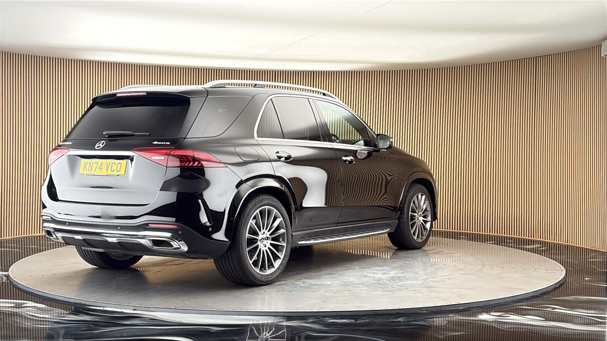 More views of Mercedes-Benz GLE