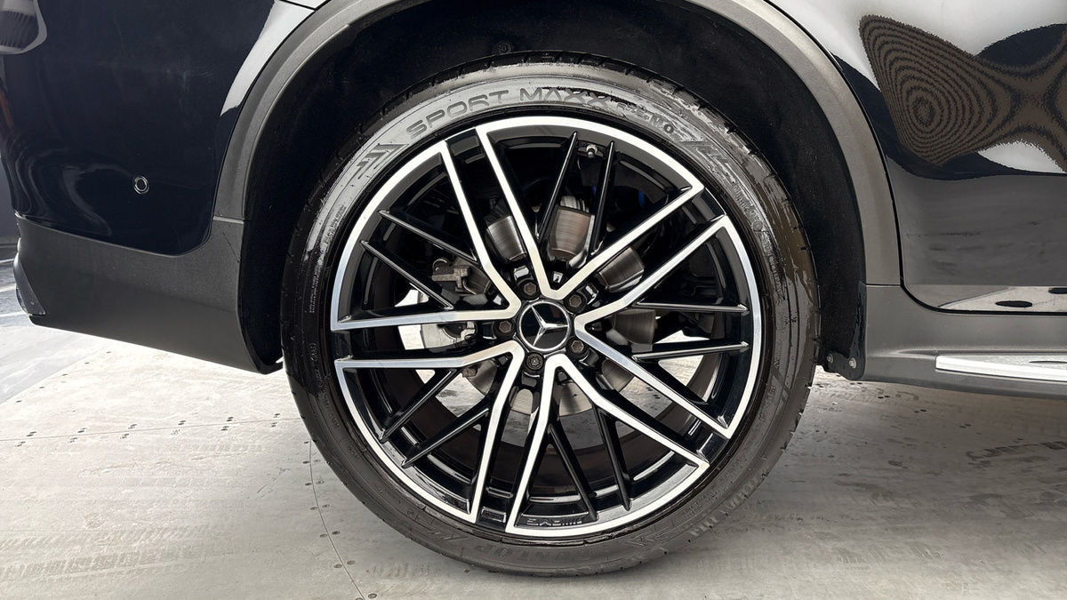 Mercedes-Benz GLC Image 10