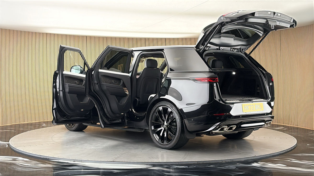 More views of Land Rover Range Rover Sport
