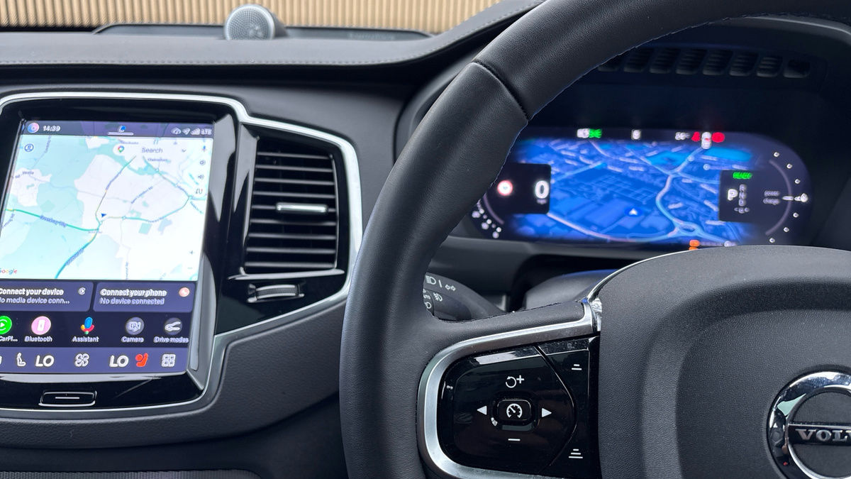 Volvo XC90 Image 13