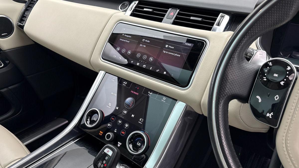Land Rover Range Rover Sport Image 18