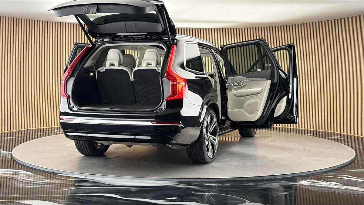More views of Volvo XC90