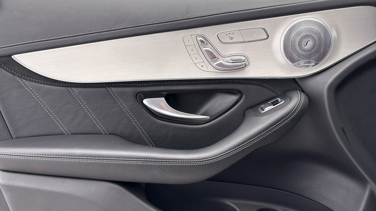 Mercedes-Benz GLC Image 19