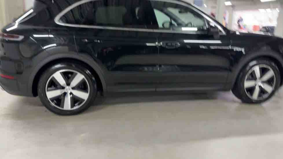 More views of Porsche Cayenne