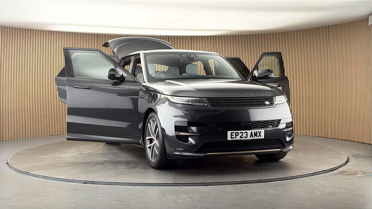 More views of Land Rover Range Rover Sport