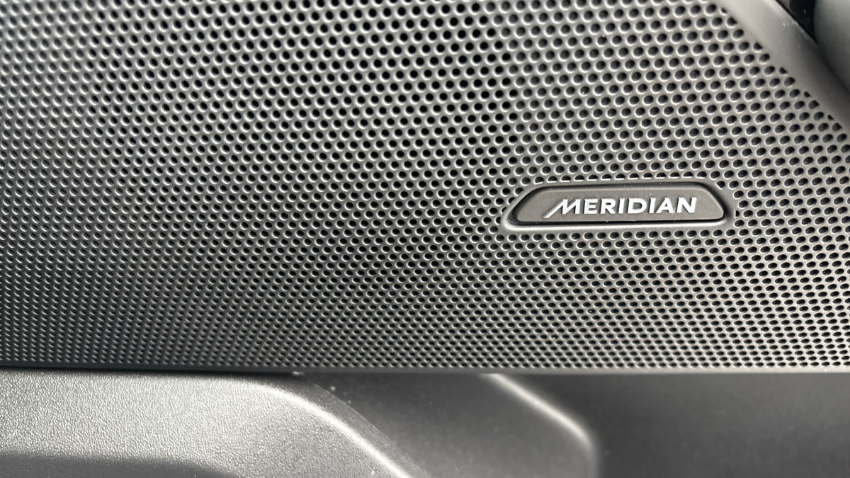 Land Rover Range Rover Velar Image 26